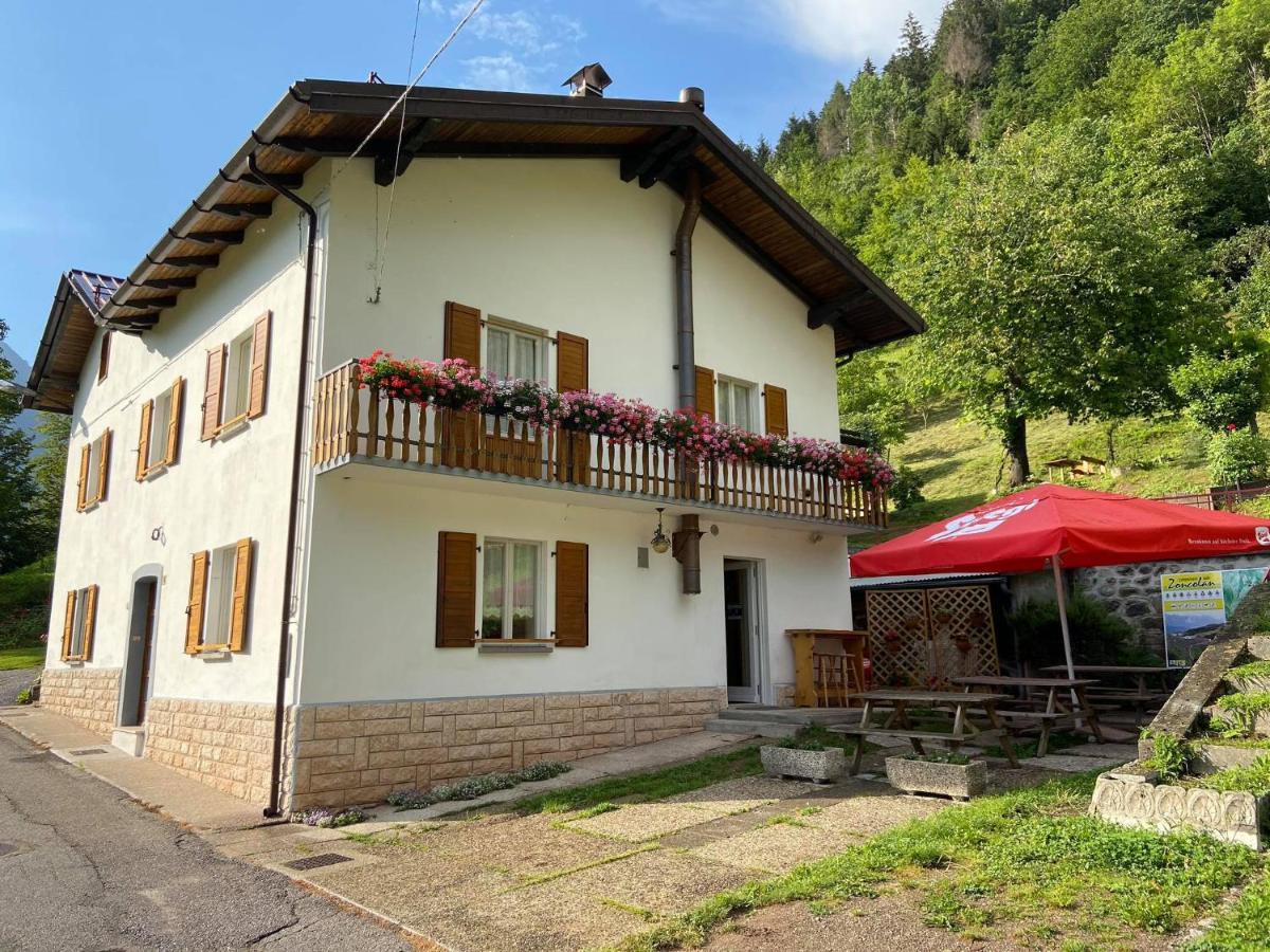 Casa Ortis Hotel Paluzza Bagian luar foto